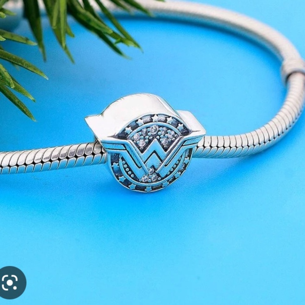 Wonder Woman Pandora Charm